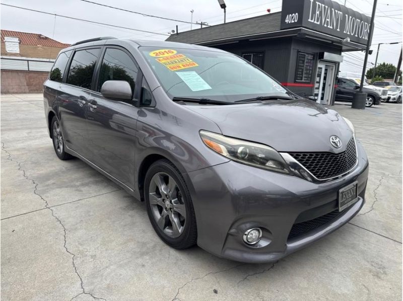 2016 Toyota Sienna