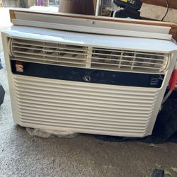 Kenmore Elite Window Air Conditioner