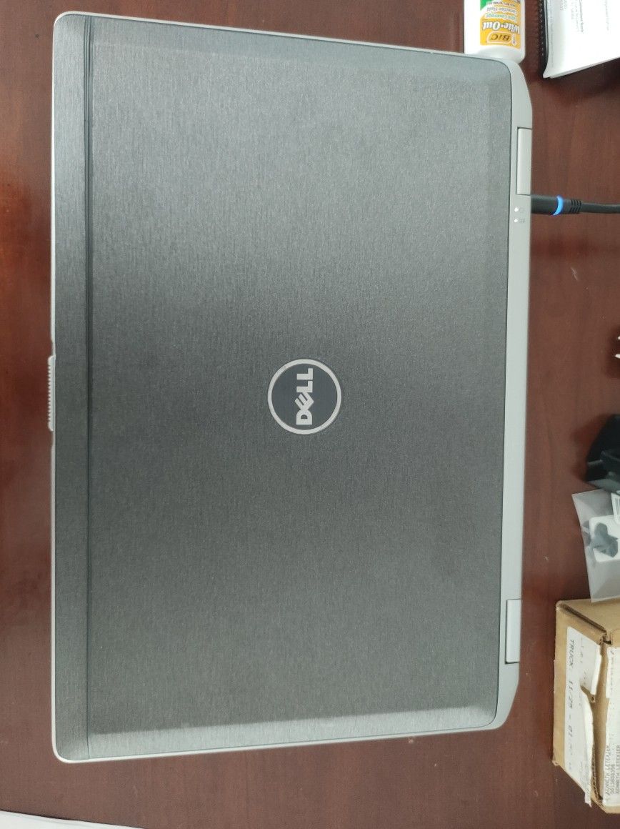 Dell LATITUDE E6520 15.6 Screen