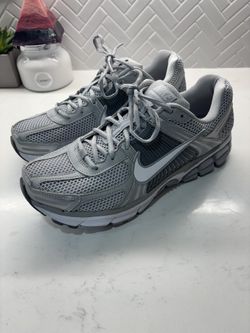 Men’s Nike Zoom Vomero 5