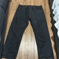 501 38 by 30 used them 2 times 40$