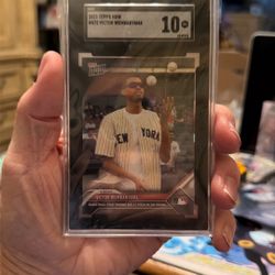 SGC GM 10 Victor Woman Llama Pops Now