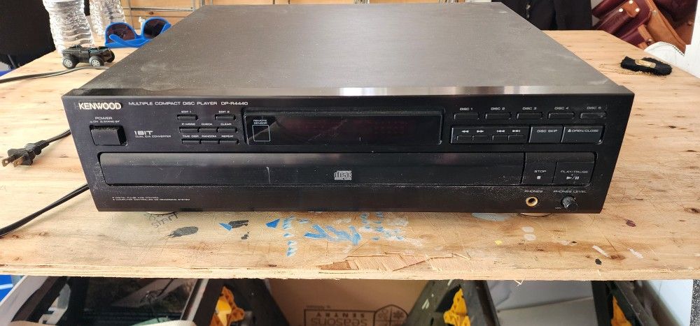 Kenwood 5 Disc Player