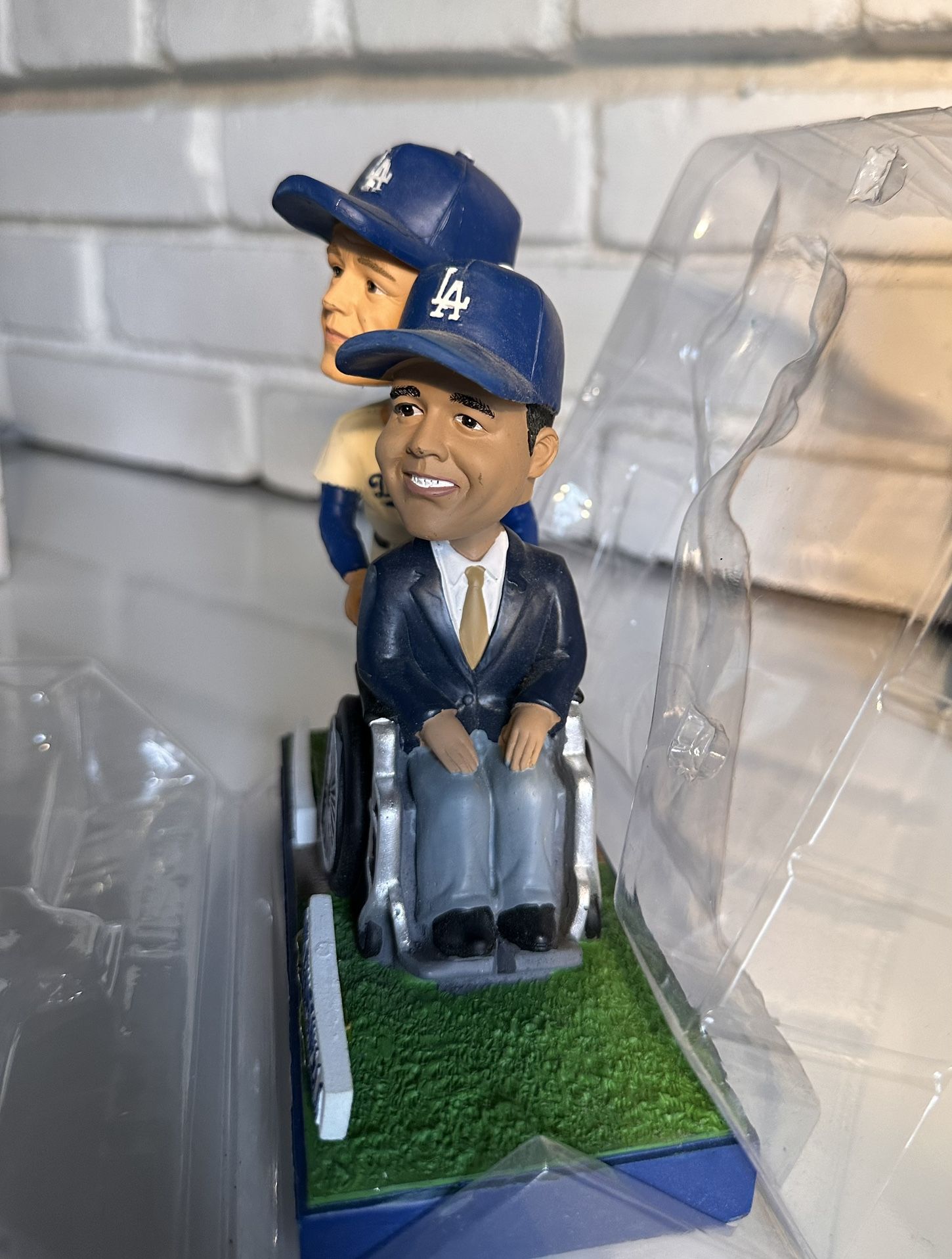 LOS ANGELES DODGERS Pee Wee Reese & Roy Campanella