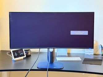 AlienWare OLED Monitor