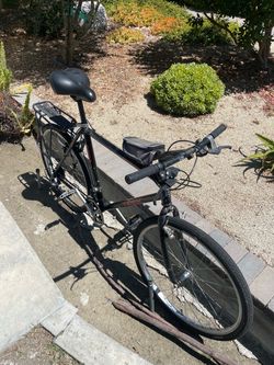 Trek Hybrid Commuter Bike