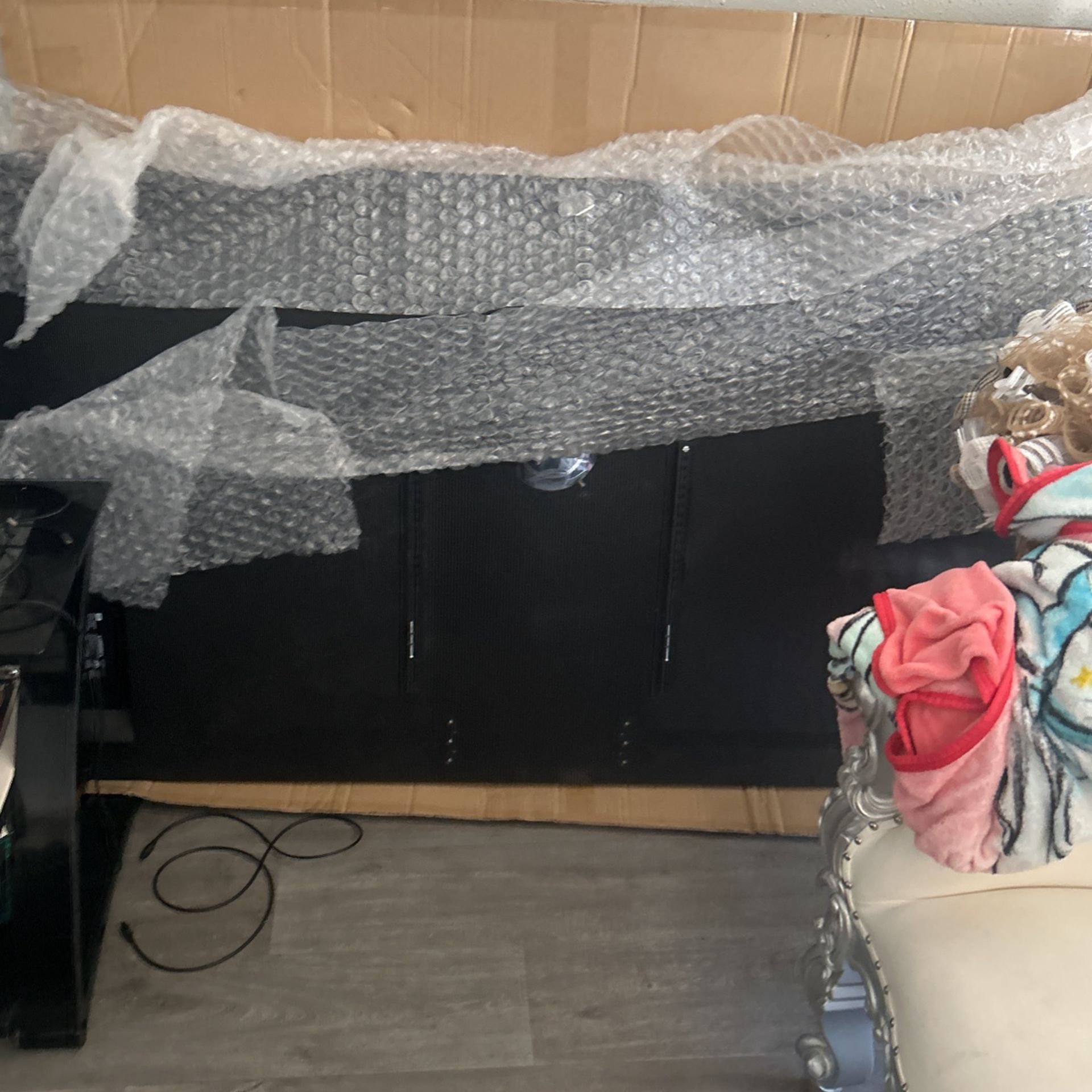 75 Inch Tv