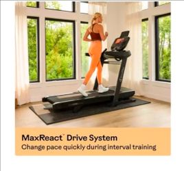 BRAND NEW TREADMILL BOWFLEX T16
