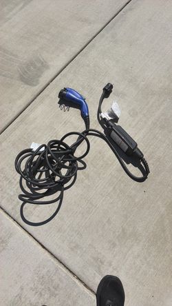 Level 1 EV Charging Cable with Inline Control Box