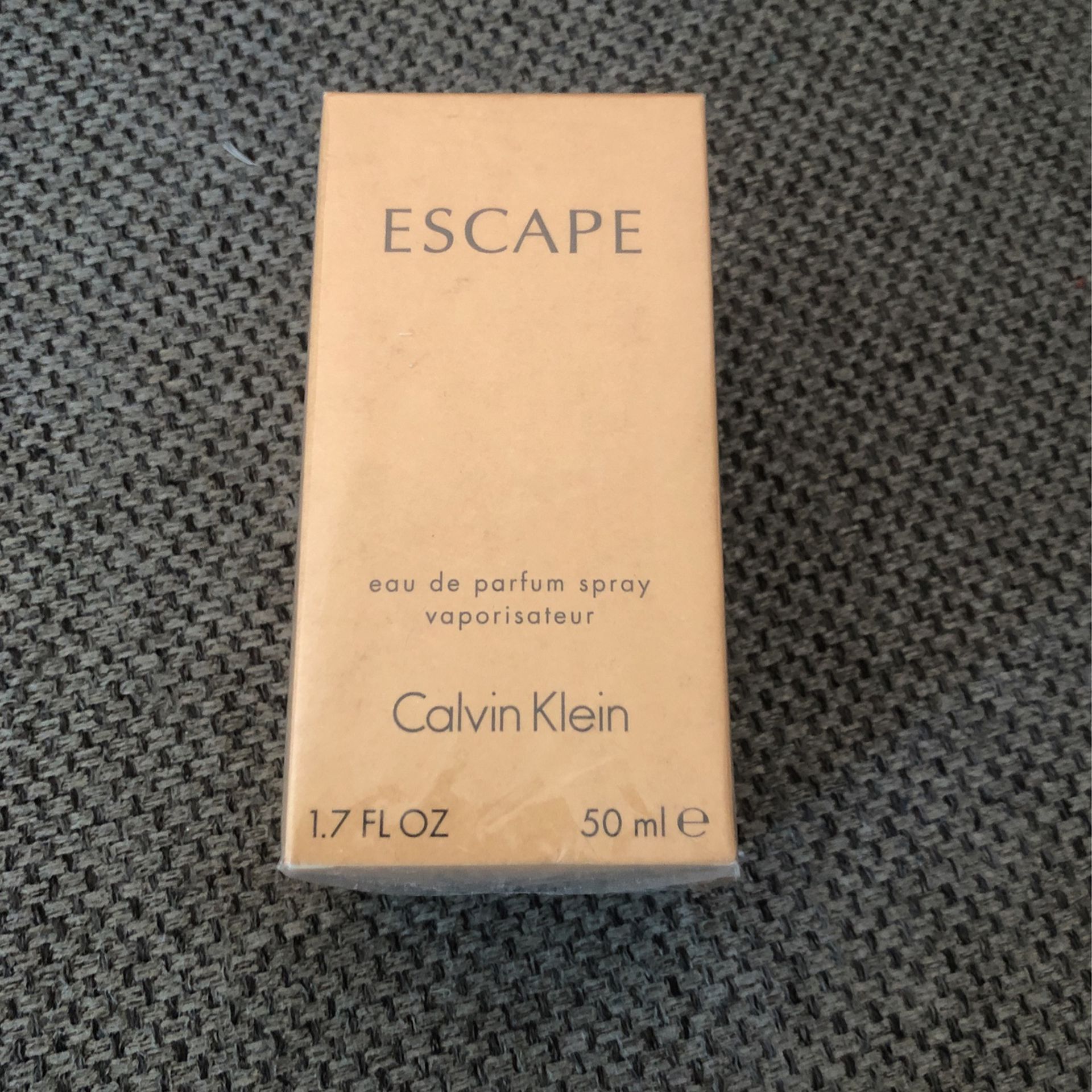 Calvin Klein Escape For Woman (new)
