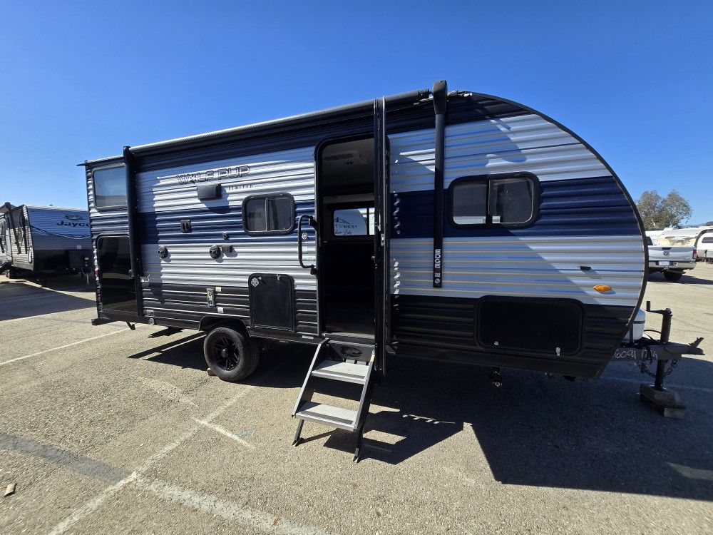 2022 Travel Trailer 