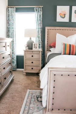 Queen bedroom set with two nightstands and one oversized dresser