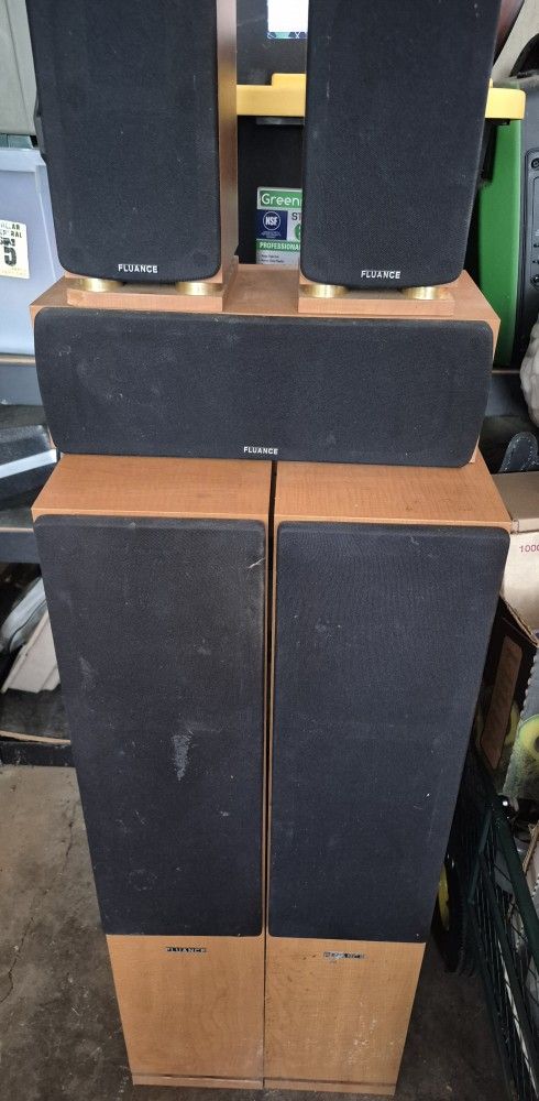 Fluance Speaker Surround Sound Lot, Tested And Working.