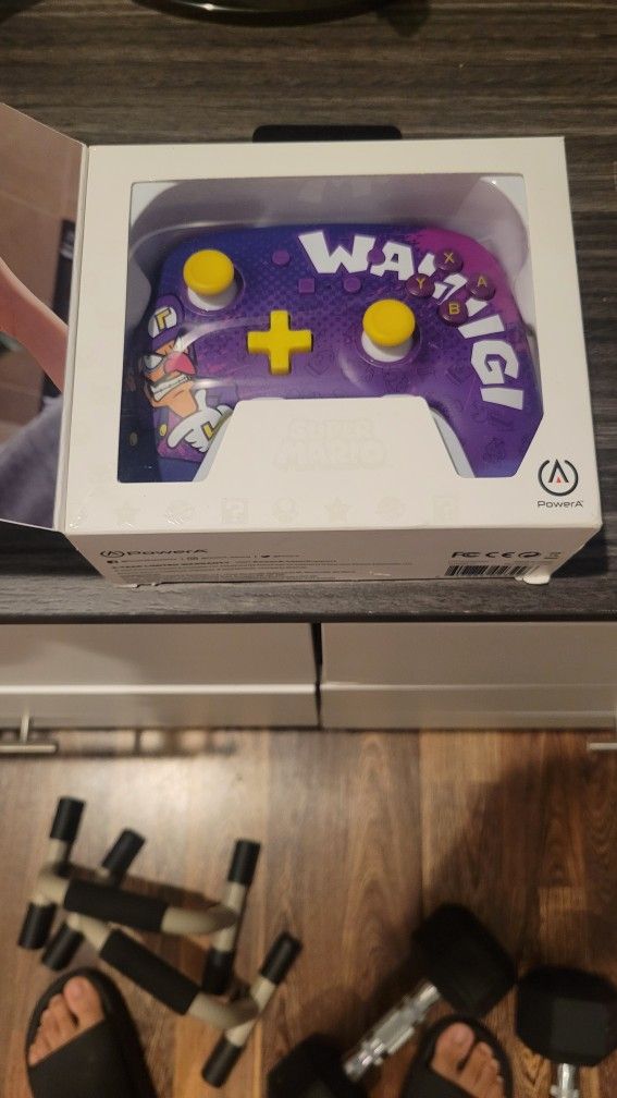 Waluigi Power A Switch Controller