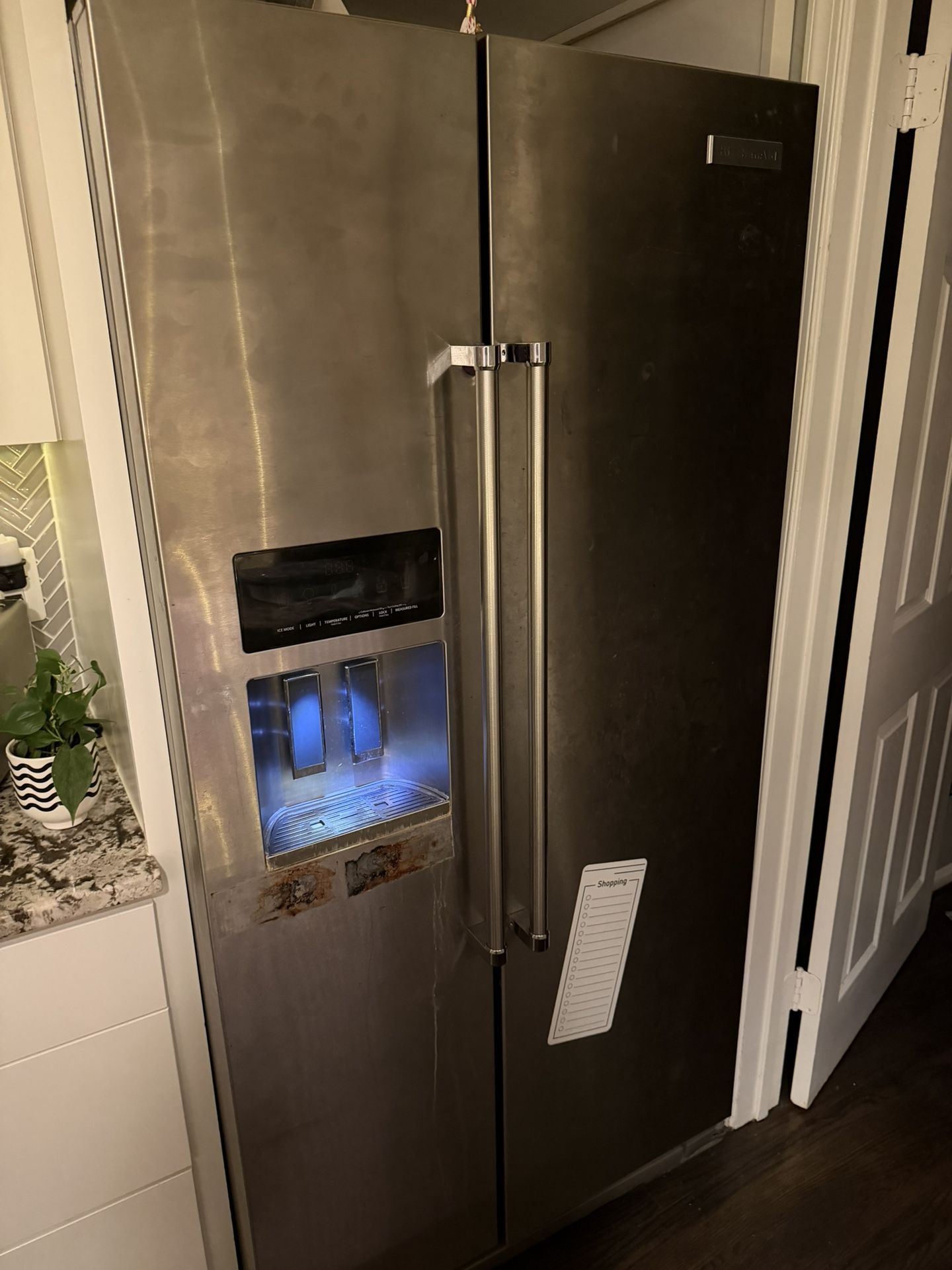 KitchenAid Refrigerator (countertop Depth)