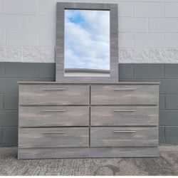 Dresser Whit Mirror - Cómoda Con Espejo 