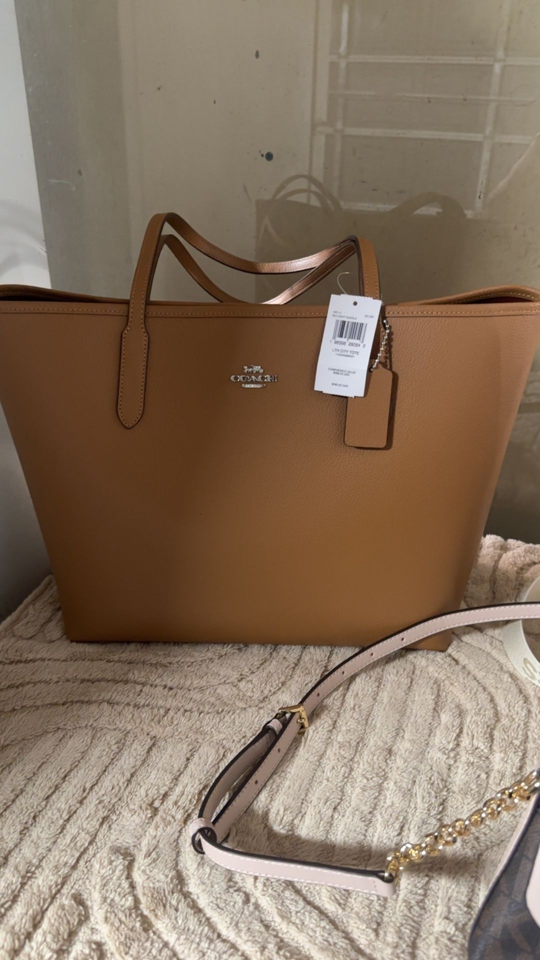 Coach and Michael Kors Puedes