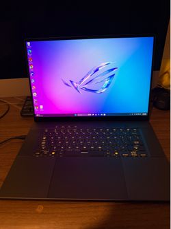 ASUS Rog Zepherus G16 (RTX 5070)