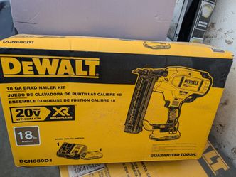 Brand new* DeWalt 18 gauge nailer kit with gauge nails