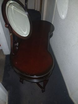 Antique Mahogany Vanity Dressing Table with Mirror