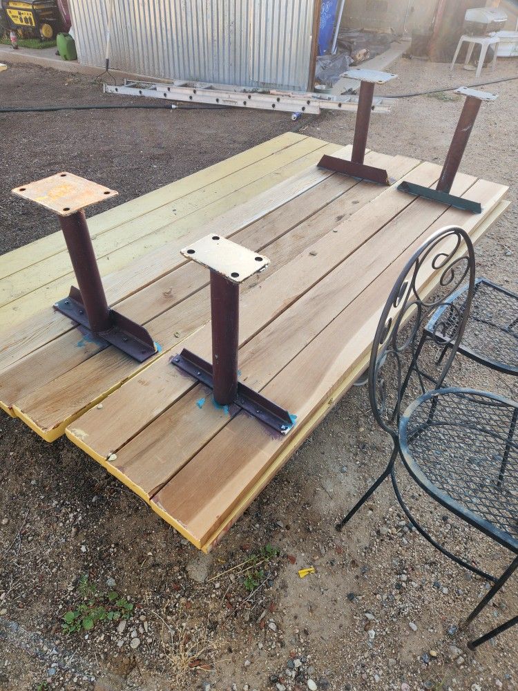 Outdoor/indoor Benches