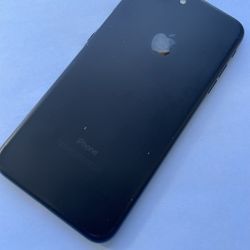 Factory Unlocked Apple iPhone 7 Plus 32gb, sold with warranty 
