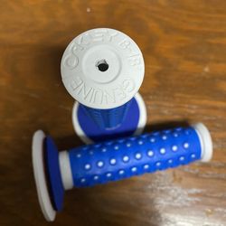 Oakley BMX grips B-1b GT hutch