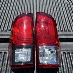 Toyota Tacoma 2019 tail lights
