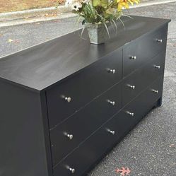 Modern Wooden Black Long Dresser With Big Drawers.drawers Sliding Smoothly. Delivery Available. Se Habla Español 