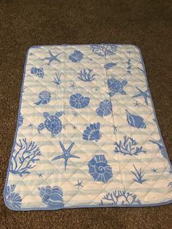 Dog cooling blanket 39” x 29”