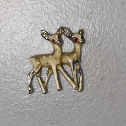 Small Gold Tone Fawn Deer Brooch/Pin