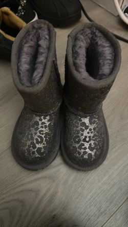 New leopard Ugg boots