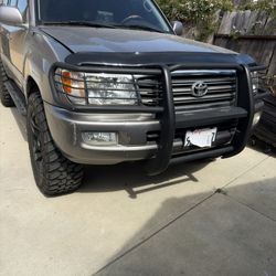 2004 100 Series Land Crusier Bumper 