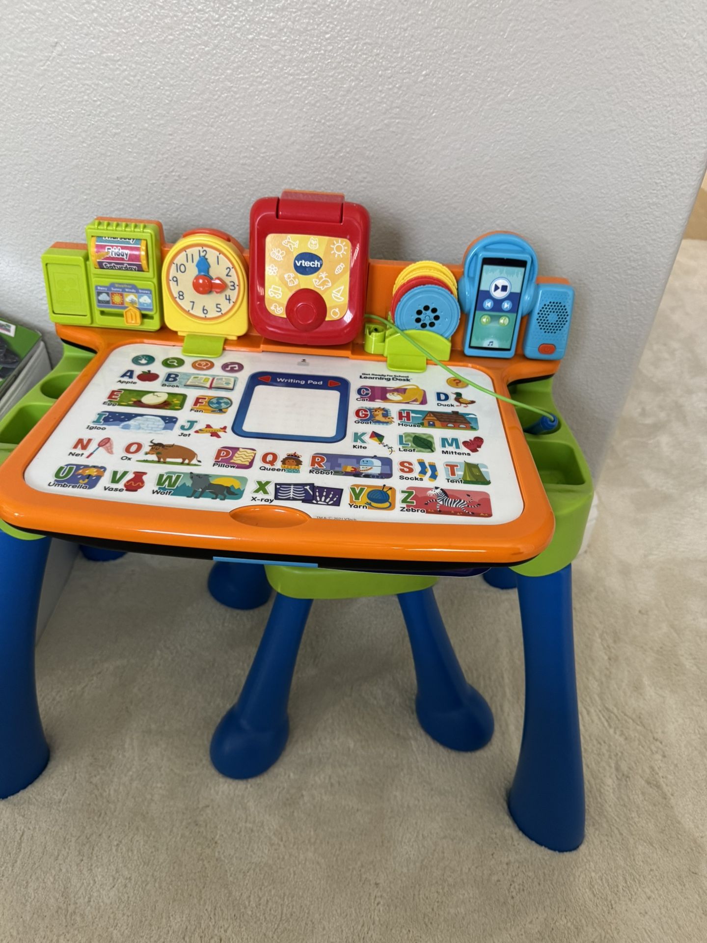 VTech Activity Desk Write Letters