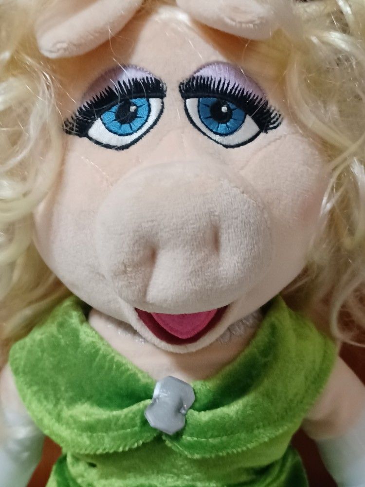 Disney Store Miss Piggy Plush Green Dress Blonde Hair The Muppets for Sale  in Los Angeles, CA - OfferUp