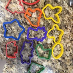 Assorted Plastic Cookie Cutters – Baking & Decorating Tools