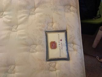 Come get an expensive mattress!! For cheap!!! 50.00