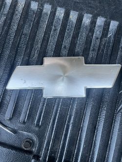 Chevy Emblems