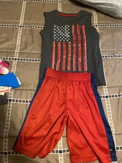 Boys outfit size 4