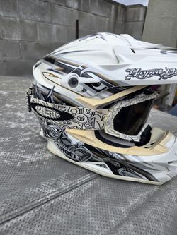 Dirtbike Helmet 