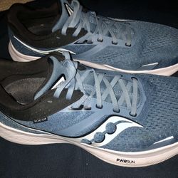 Men’s Saucony Running Shoes Size 11 1/2