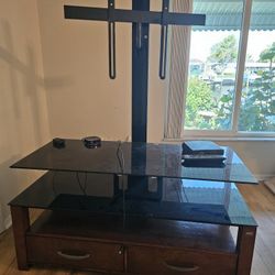 Free TV Stand