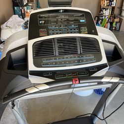 Treadmill NordicTrack  $600 
