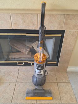 Dayson Vacuum with attachments $45