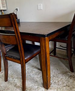 Dining set