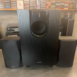 Onkyo subwoofer & bookshelf speakers