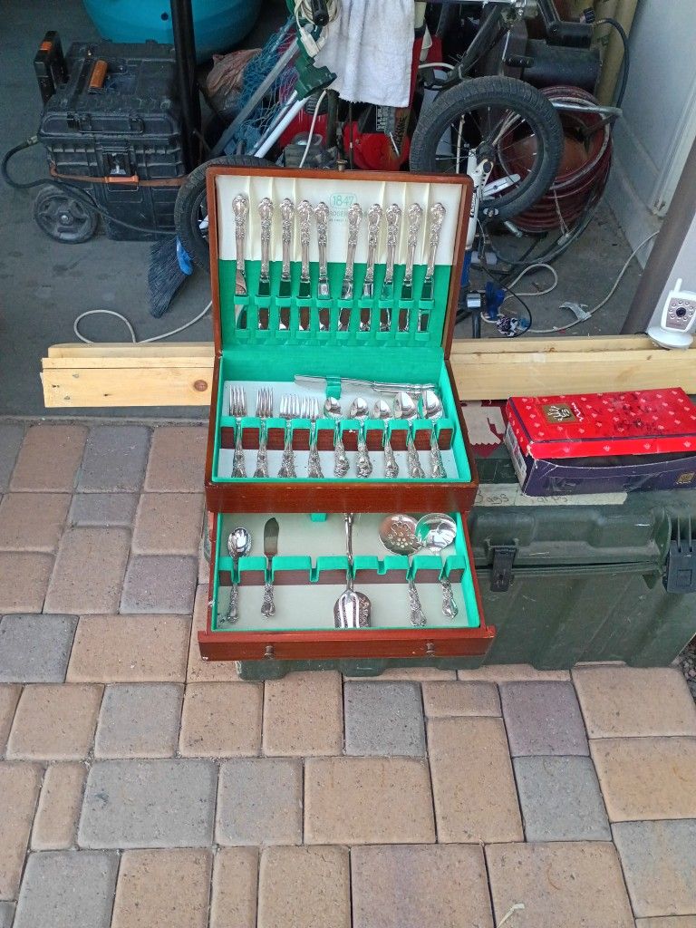 1847 Rogers Brothers Silverware