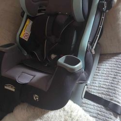 Baby Trend Infant Car Seat 4-in-1