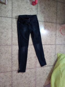 Size 4 Skinny Jeans