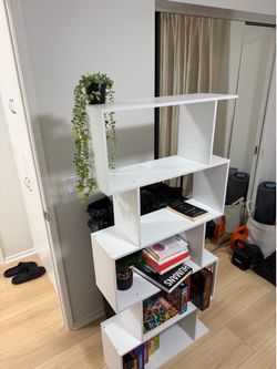 Bookshelf
